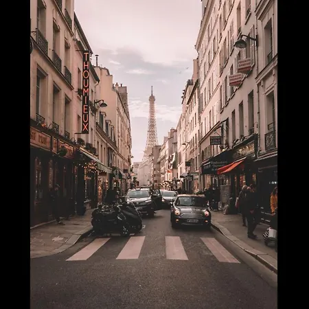 Charming Duplex In Montmartre